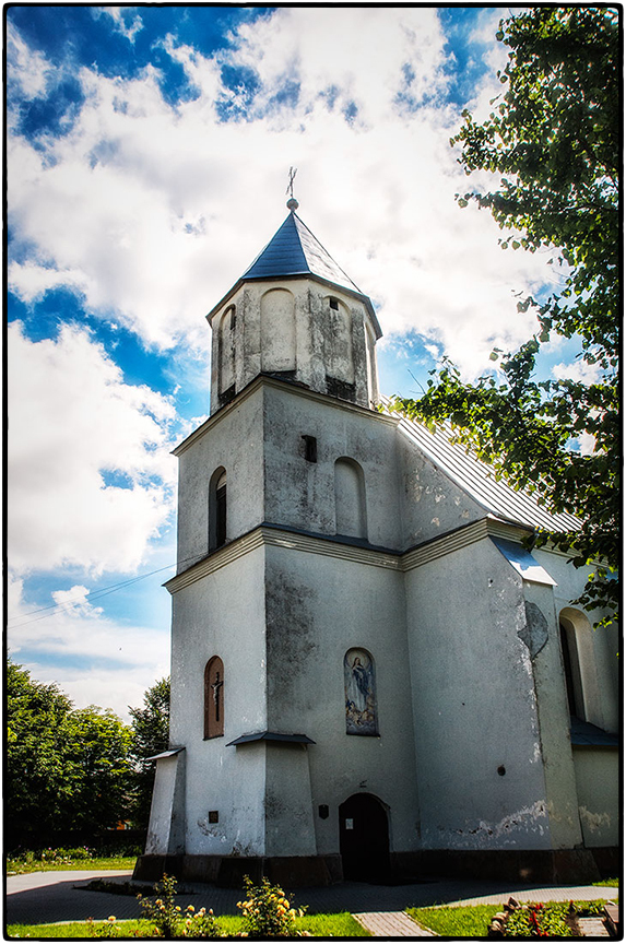 Derewno Catholic Church