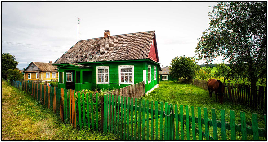 Leonarda Juncewicz. 89 years old in Derewno